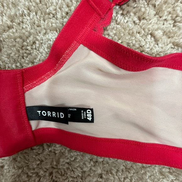 Torrid red lace bra size 48D - Picture 10 of 11